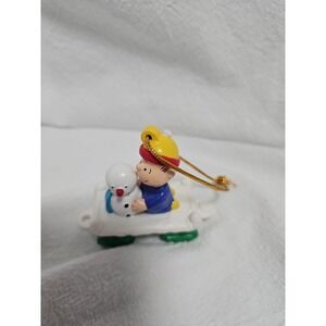 Linus on Train Building Snowman,Peanuts,Whitman's,Ornament,Christmas,Vintage,RT1